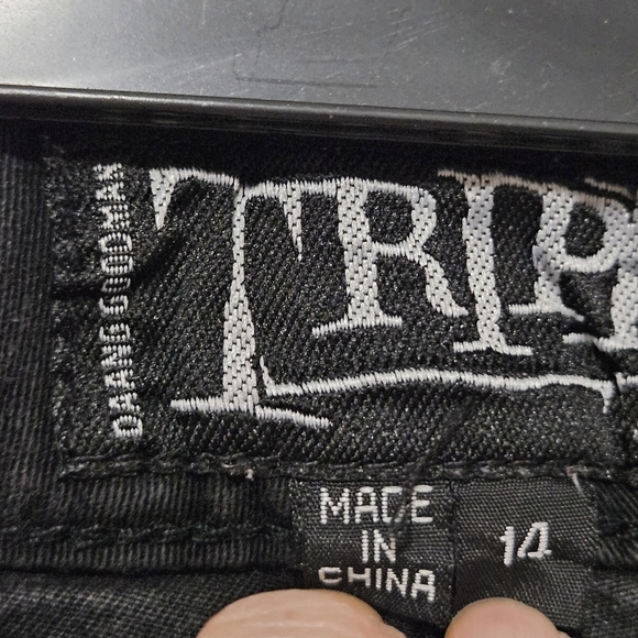 Tripp NYC Bermuda shorts goth dark academia style size 14 - Picture 6 of 12